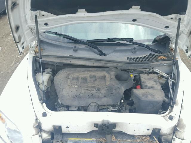 3GNDA13D48S533645 - 2008 CHEVROLET HHR LS Blanco foto 7