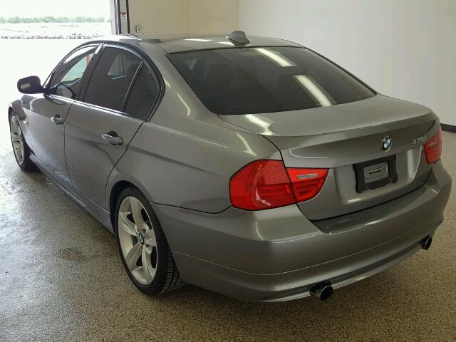 WBAPM5G53BNN00190 - 2011 BMW 335 I GRAY photo 3