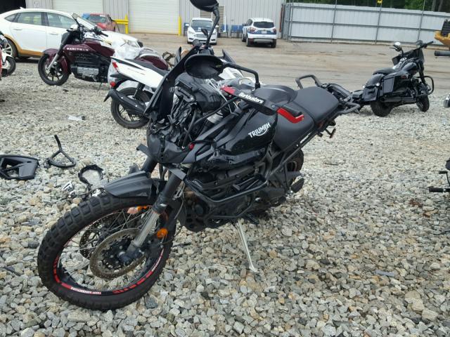 SMTE08BF0GT717420 - 2016 TRIUMPH MOTORCYCLE TIGER 800X BLACK photo 2