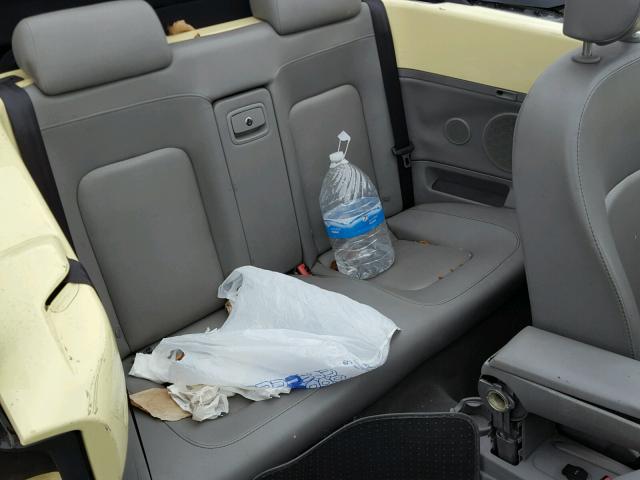 3VWPF31Y06M302927 - 2006 VOLKSWAGEN NEW BEETLE ყვითელი ფოტო 6