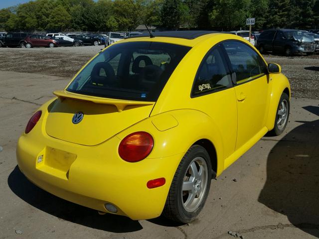 3VWCB21C32M438231 - 2002 VOLKSWAGEN NEW BEETLE YELLOW photo 4