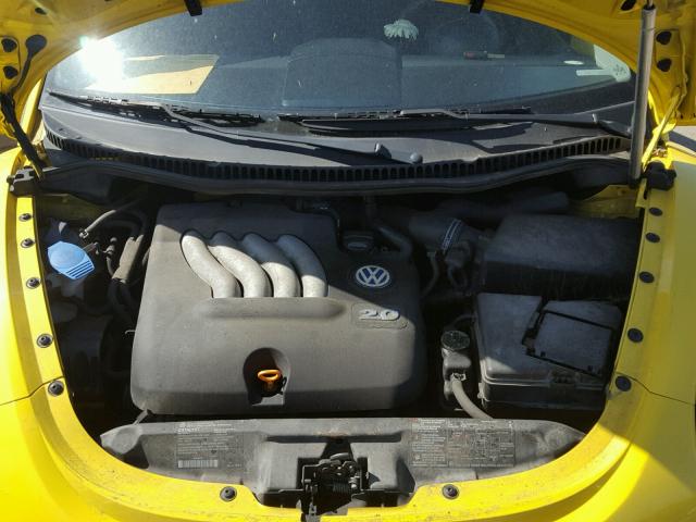 3VWCB21C32M438231 - 2002 VOLKSWAGEN NEW BEETLE 黄色 照片 7