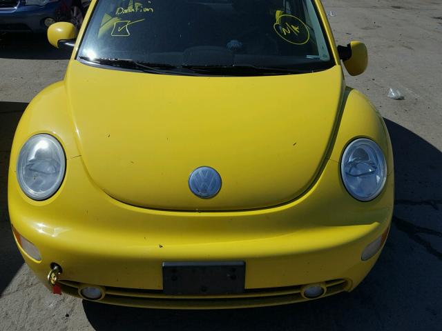 3VWCB21C32M438231 - 2002 VOLKSWAGEN NEW BEETLE 黄色 照片 9