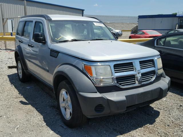 1D8GU28K38W205875 - 2008 DODGE NITRO SXT SILVER photo 1