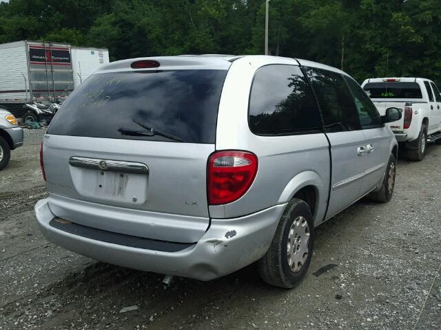 2C4GP44333R268184 - 2003 CHRYSLER TOWN & COU SILVER photo 4