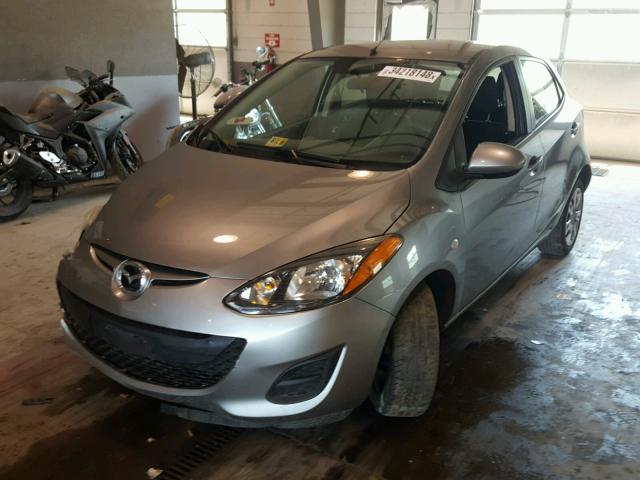 JM1DE1KZ4E0183060 - 2014 MAZDA MAZDA2 SPO GRAY photo 2