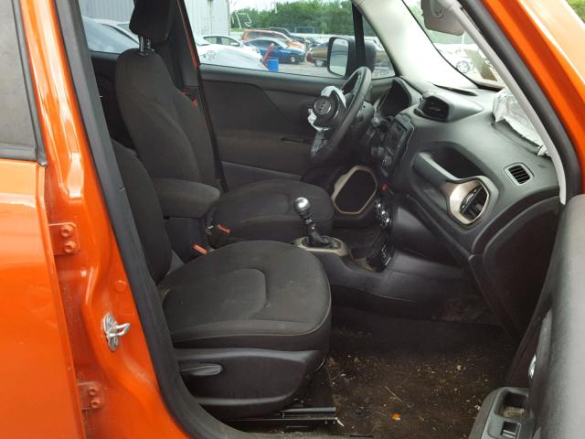 ZACCJAAH0FPB68635 - 2015 JEEP RENEGADE S ORANGE photo 5