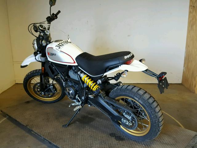 ZDMKAFBMXHB001637 - 2017 DUCATI SCRAMBLER WHITE photo 3