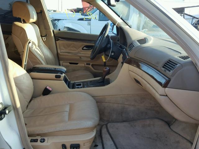 WBAGJ6323SDH29925 - 1995 BMW 740 IL أبيض صورة 5
