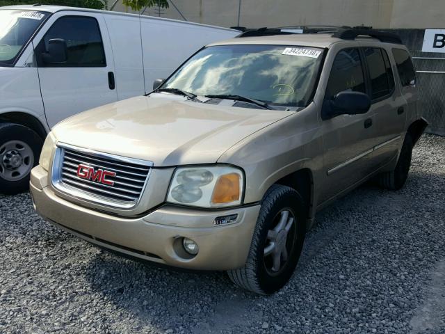 1GKES16S766107622 - 2006 GMC ENVOY XL GOLD photo 2