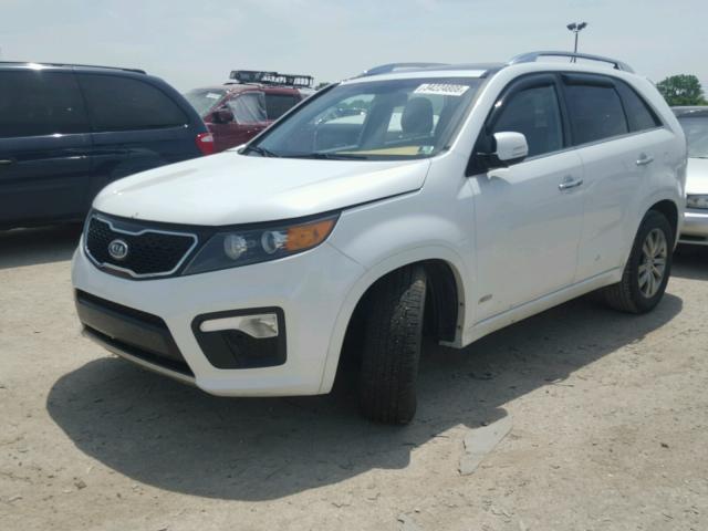 5XYKWDA25CG269205 - 2012 KIA SORENTO SX WHITE photo 2