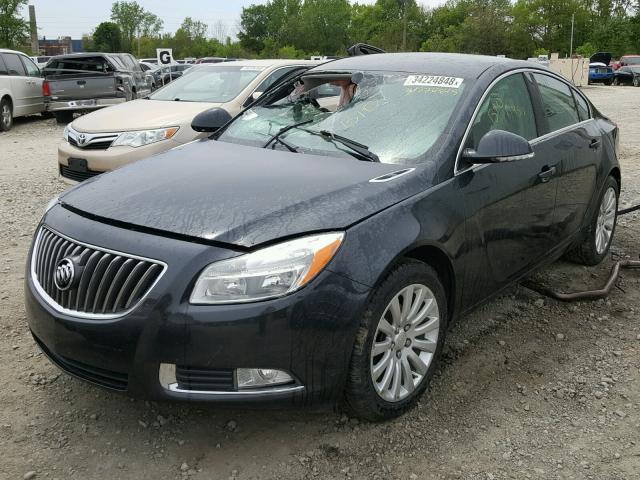 2G4GR5EK0C9152913 - 2012 BUICK REGAL CHARCOAL photo 2