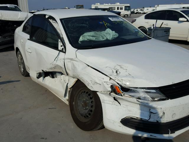3VW2K7AJ1EM308749 - 2014 VOLKSWAGEN JETTA BASE 白色 照片 9