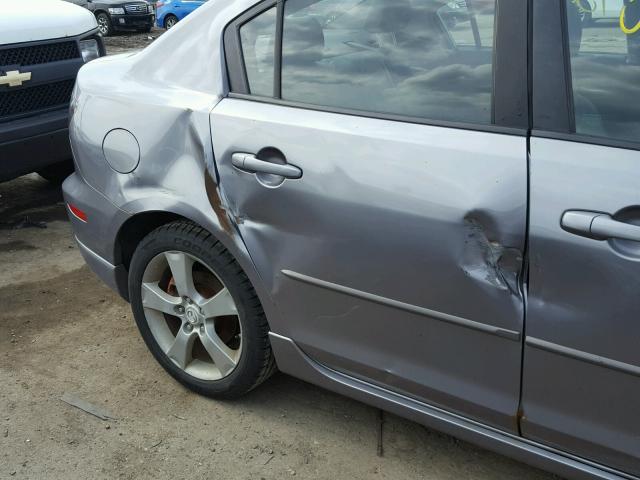 JM1BK323361477049 - 2006 MAZDA 3 S GRAY photo 9