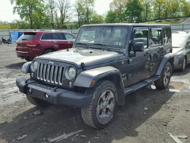 1C4BJWEG2HL585592 - 2017 JEEP WRANGLER U GRAY photo 2