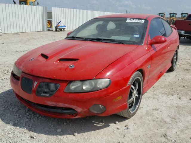 6G2VX12G04L189245 - 2004 PONTIAC GTO RED photo 2