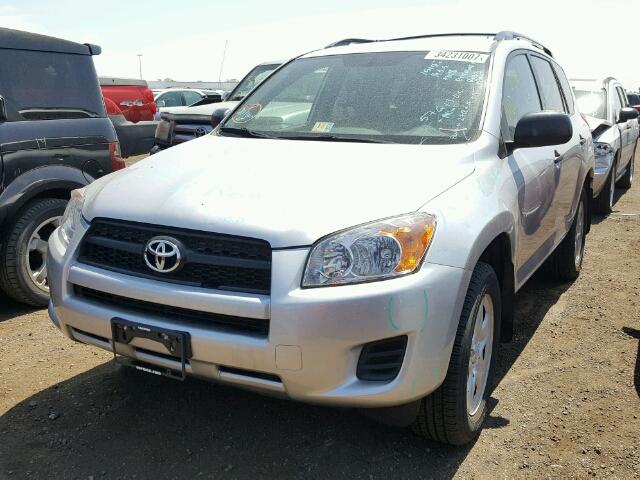 2T3BF4DV1BW172072 - 2011 TOYOTA RAV4 SILVER photo 2