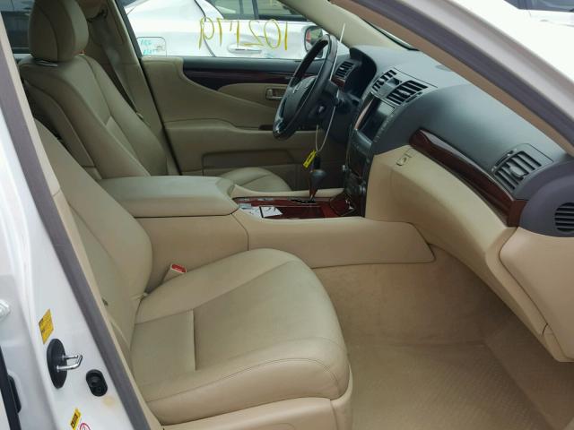 JTHBL46F695085198 - 2009 LEXUS LS 460 WHITE photo 5