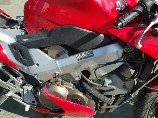 JH2RC7917EK000793 - 2014 HONDA VFR800 F RED photo 7