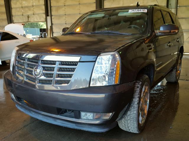 1GYUCCEF4AR252171 - 2010 CADILLAC ESCALADE P GRAY photo 2