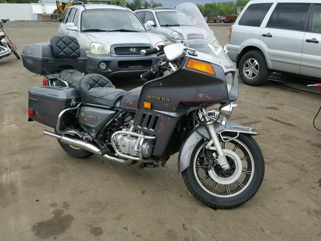 1HFSC0214DA300264 - 1983 HONDA GL1100 I GRAY photo 1