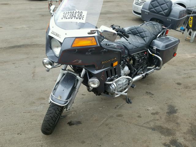 1HFSC0214DA300264 - 1983 HONDA GL1100 I GRAY photo 2