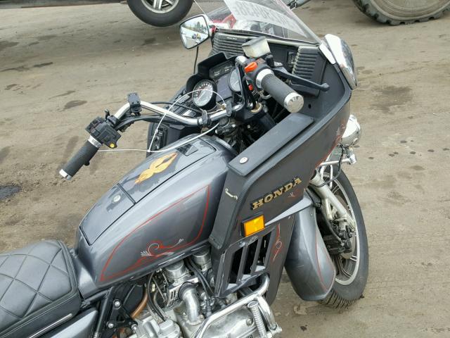 1HFSC0214DA300264 - 1983 HONDA GL1100 I GRAY photo 5