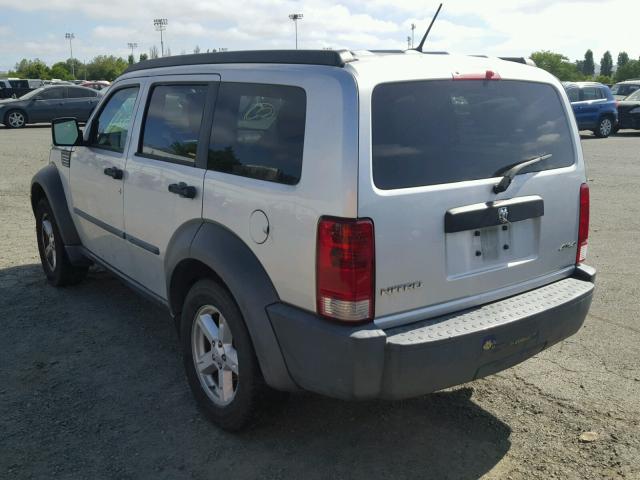 1D8GU28K17W685686 - 2007 DODGE NITRO SXT SILVER photo 3