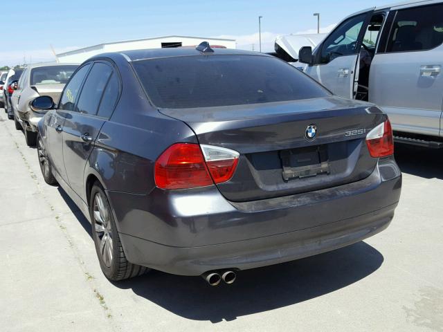 WBAVB17586NK41112 - 2006 BMW 325 I AUTO GRAY photo 3