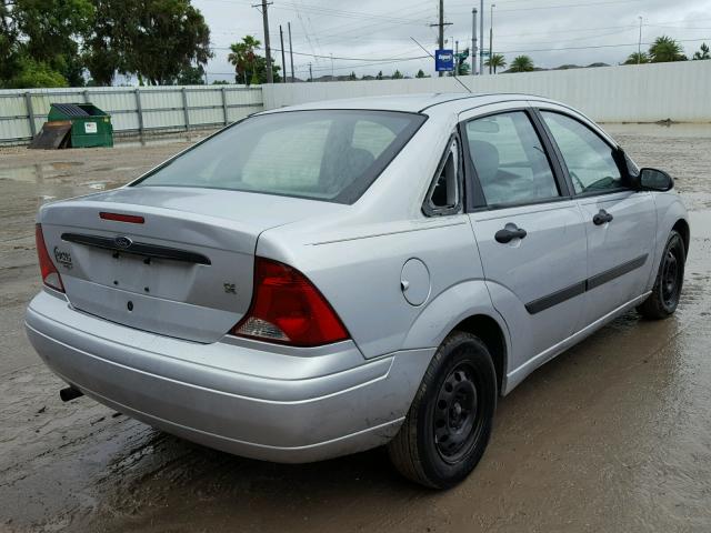 1FAFP33P23W338104 - 2003 FORD FOCUS LX SILVER photo 4