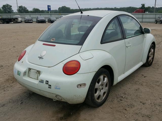 3VWCB21C22M458745 - 2002 VOLKSWAGEN NEW BEETLE 白色 照片 4