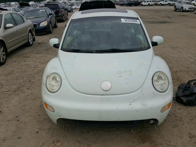 3VWCB21C22M458745 - 2002 VOLKSWAGEN NEW BEETLE 白色 照片 9
