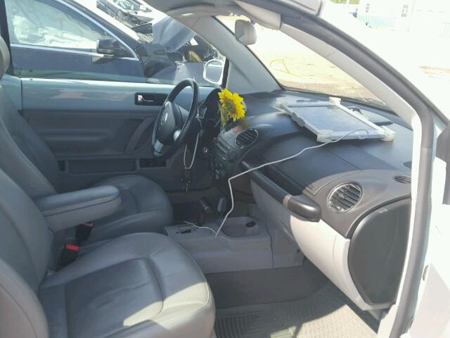 3VWSG31Y56M317804 - 2006 VOLKSWAGEN NEW BEETLE 蓝色 照片 5