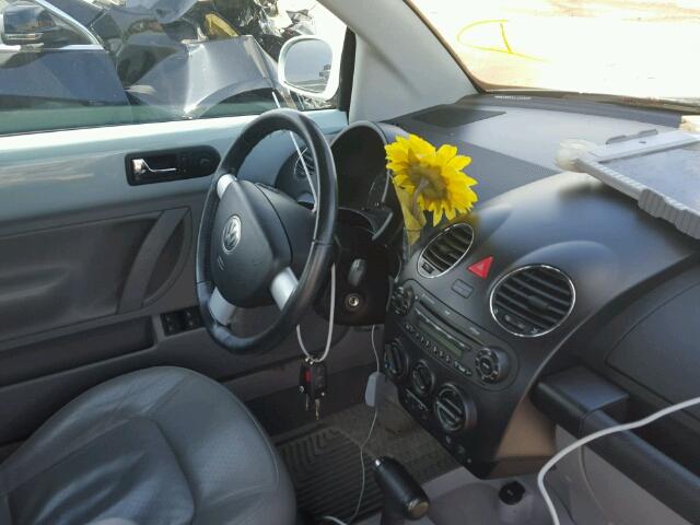 3VWSG31Y56M317804 - 2006 VOLKSWAGEN NEW BEETLE 蓝色 照片 9