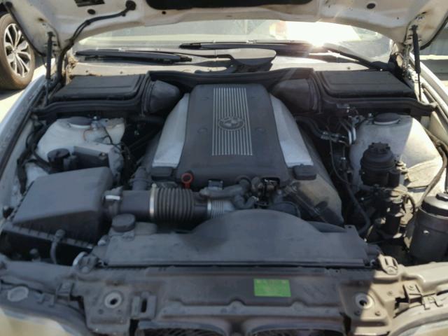 WBADE5323WBV94106 - 1998 BMW 540 I WHITE photo 7