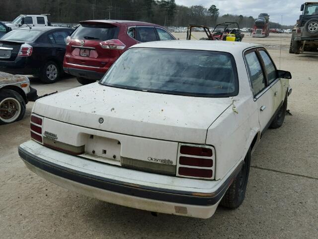 1G3AL54N3N6367039 - 1992 OLDSMOBILE CUTLASS CI WHITE photo 4