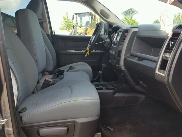 3C6UR5HL0DG615465 - 2013 RAM 2500 ST SILVER photo 5