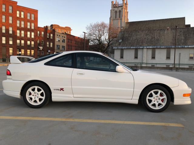 JH4DC2316WS003361 - 1998 ACURA INTEGRA TY WHITE photo 9