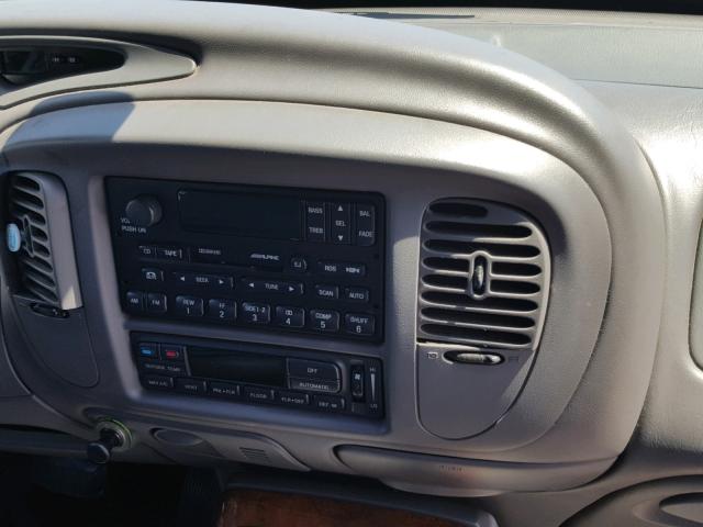5LMRU27A1XLJ32014 - 1999 LINCOLN NAVIGATOR GRAY photo 9