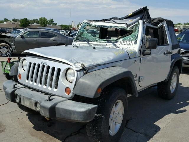 1J4FA24189L763279 - 2009 JEEP WRANGLER X GRAY photo 2