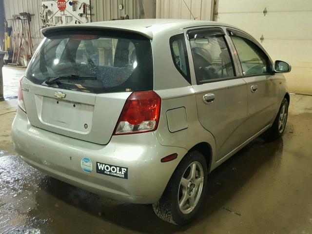 KL1TD62634B211586 - 2004 CHEVROLET AVEO SILVER photo 4