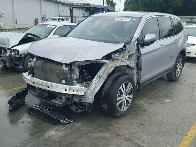 5FNYF5H58HB015700 - 2017 HONDA PILOT EXL SILVER photo 2