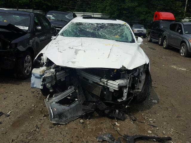 3FA6P0H91ER216316 - 2014 FORD FUSION SE WHITE photo 9