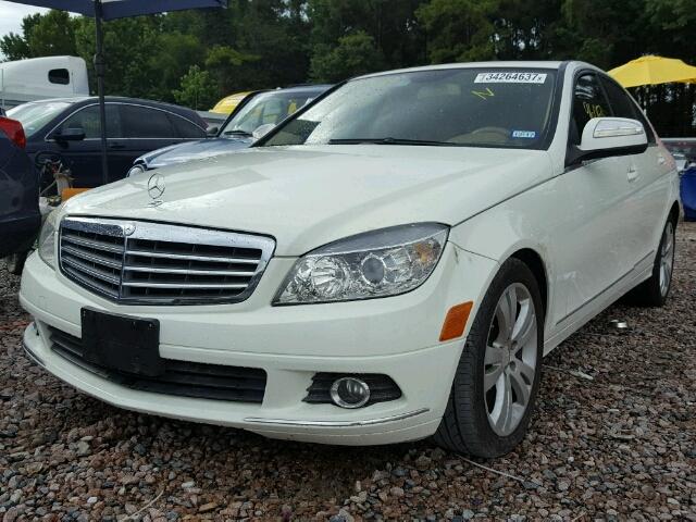 WDDGF54X78R028568 - 2008 MERCEDES-BENZ C 300 WHITE photo 2