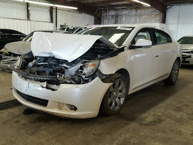 1G4GD5GG6AF173857 - 2010 BUICK LACROSSE C WHITE photo 2