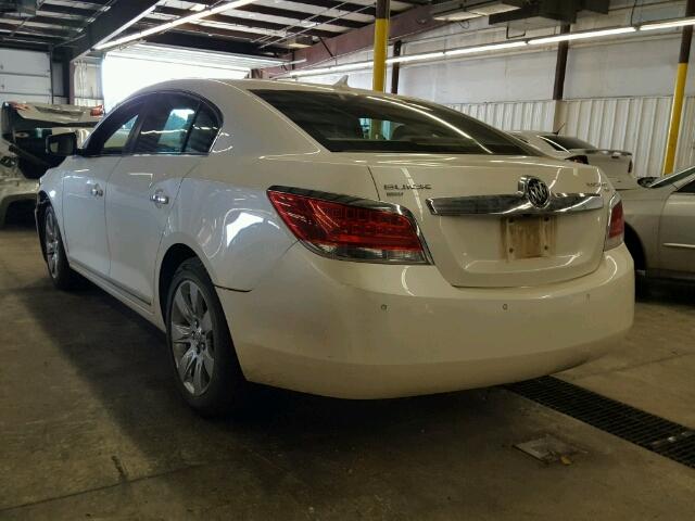 1G4GD5GG6AF173857 - 2010 BUICK LACROSSE C WHITE photo 3