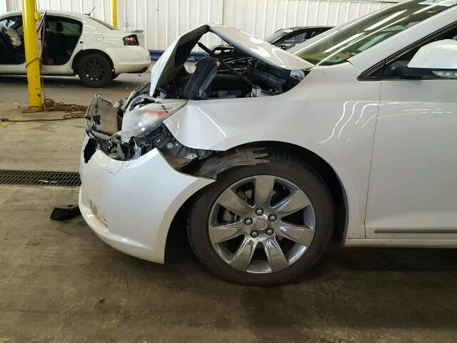 1G4GD5GG6AF173857 - 2010 BUICK LACROSSE C WHITE photo 9