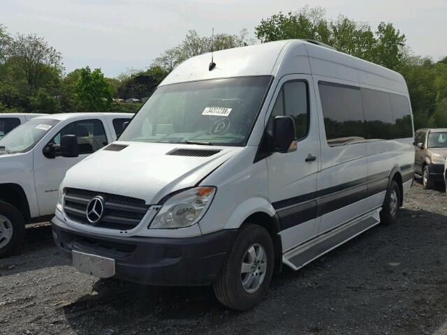 WDZPE8CC8C5636273 - 2012 MERCEDES-BENZ SPRINTER 2 WHITE photo 2