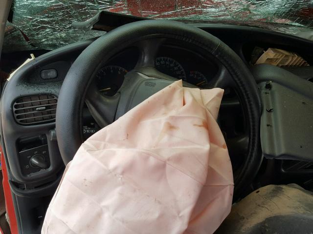 1G2WJ52J1YF292085 - 2000 PONTIAC GRAND PRIX RED photo 8