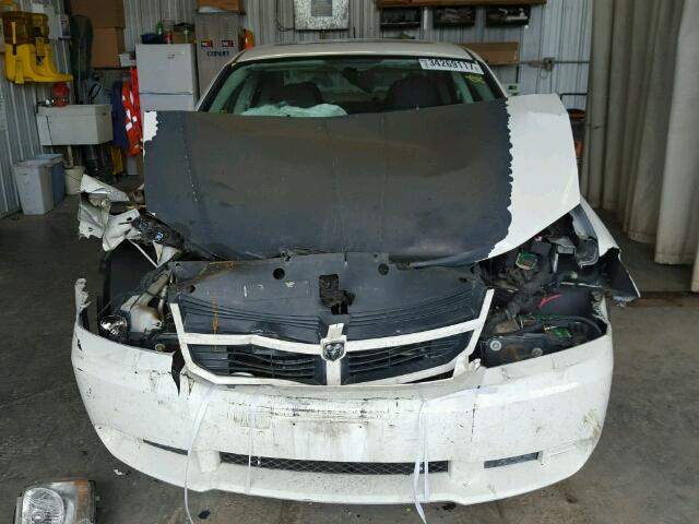 1B3LC46K78N615665 - 2008 DODGE AVENGER SE WHITE photo 9